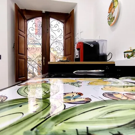 Medusa House Taormina