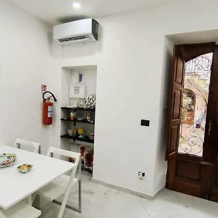 Medusa House *